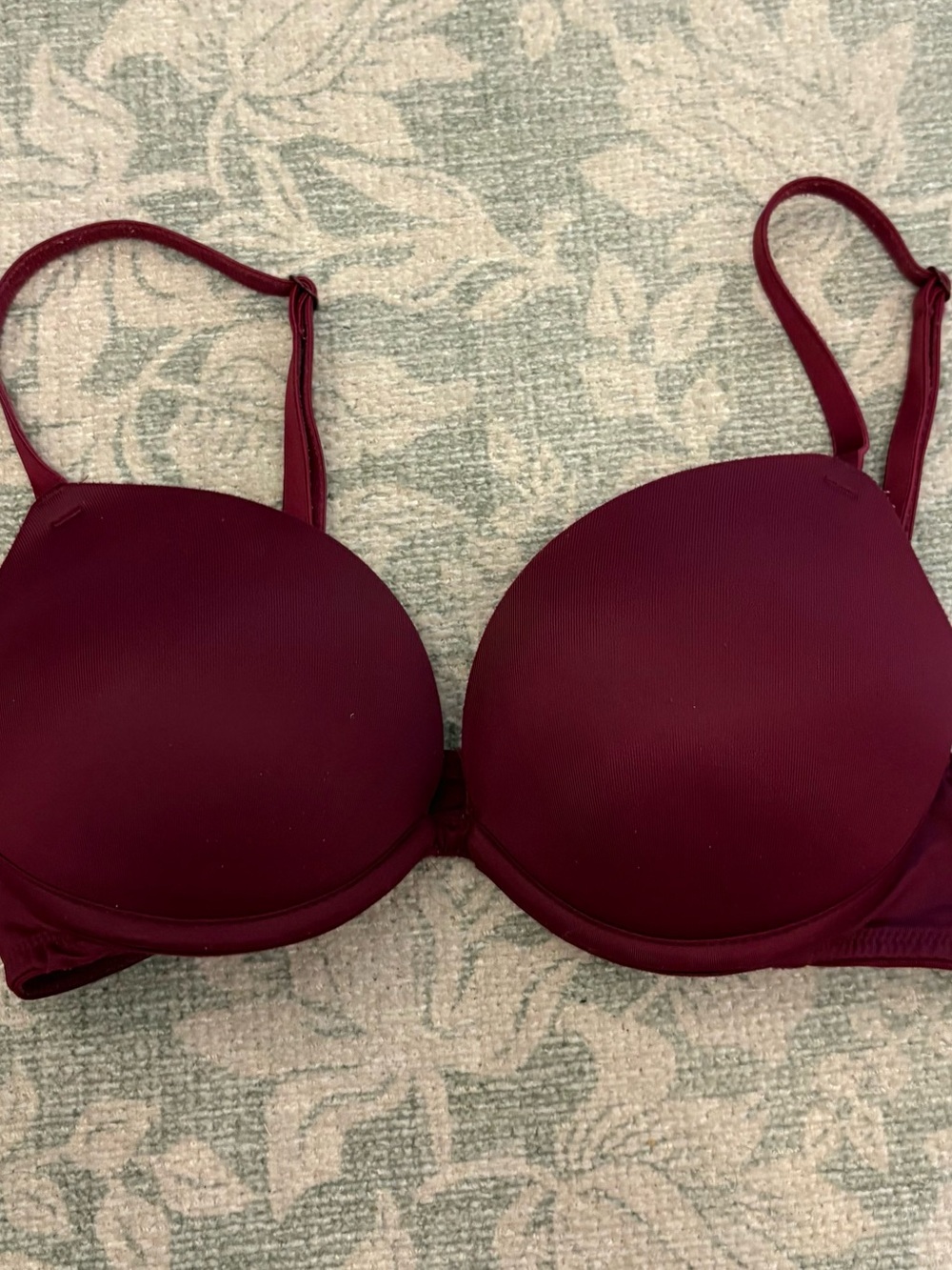 PINK Victoria’s Secret 32B Wear Everywhere Super Push Up Bra Red